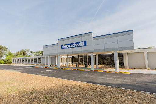 Goodwill Central Virginia Outlet, 6301 Midlothian Turnpike, Richmond, VA 23225, USA, 