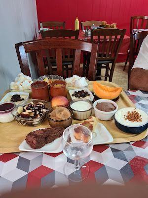 Restaurant - Aux Amis à Pouxeux