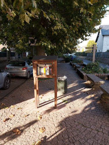 Boîte à livres à Ivry-la-Bataille