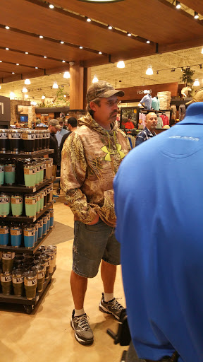 Outdoor Sports Store «Field & Stream», reviews and photos, 2075 Interchange Rd, Erie, PA 16509, USA