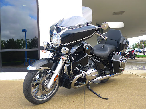 BMW Motorcycle Dealer «BMW Motorcycles Southeast Michigan», reviews and photos, 14855 Sheldon Rd, Plymouth, MI 48170, USA