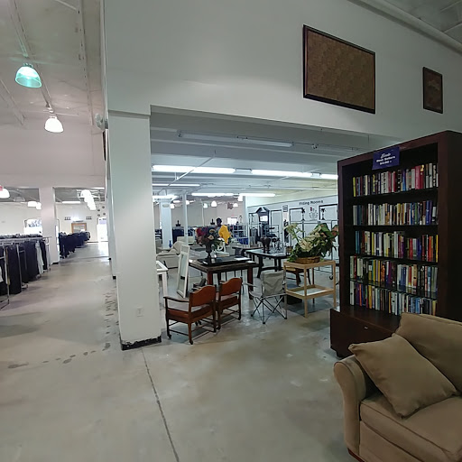 Thrift Store «Goodwill Superstore», reviews and photos, 3149 Hallandale Beach Blvd, Hallandale Beach, FL 33009, USA