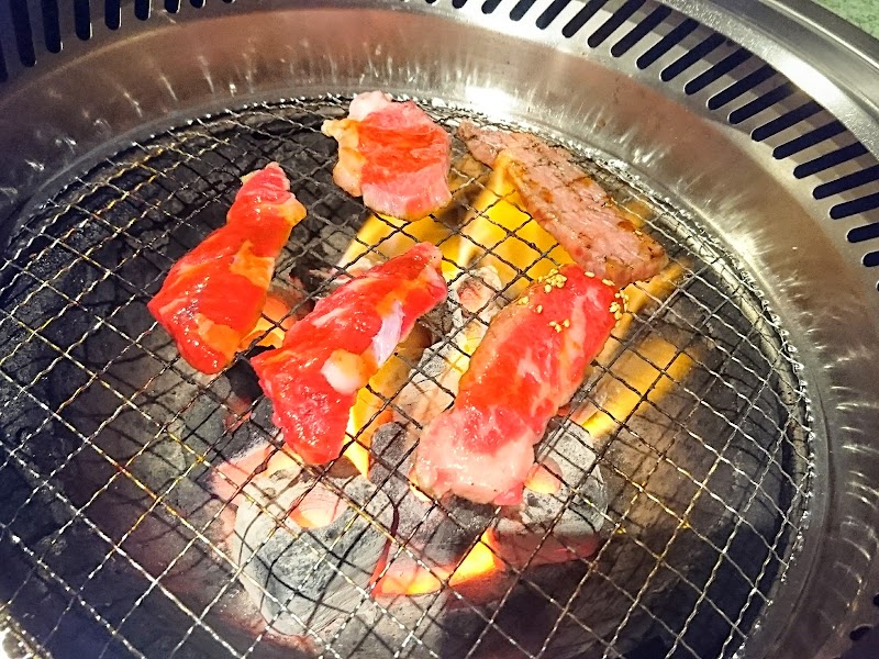 炭火焼肉炎ＫＩＣＨＩ