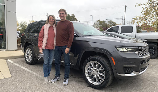 Car Dealer «Community Chrysler Dodge Jeep RAM of Bloomington», reviews and photos, 2200 S Walnut St, Bloomington, IN 47401, USA