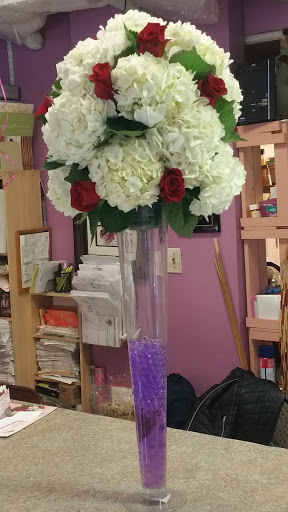 Florist «Marycels Flowers & Gift Shop», reviews and photos, 1080 Main Ave, Clifton, NJ 07011, USA