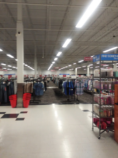 Clothing Store «Burlington Coat Factory», reviews and photos, 4247 Union Deposit Rd, Harrisburg, PA 17111, USA