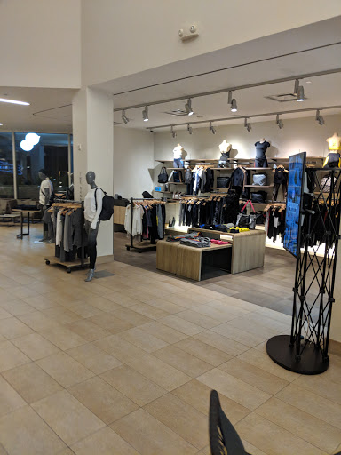 Gym «Equinox Marina Del Rey», reviews and photos, 13455 Maxella Ave, Marina Del Rey, CA 90292, USA