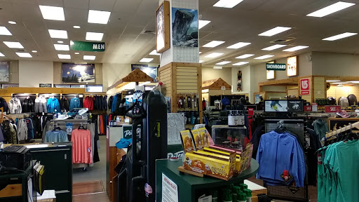 Sporting Goods Store «Peter Glenn Ski & Sports», reviews and photos, 2901 W Oakland Park Blvd, Fort Lauderdale, FL 33311, USA