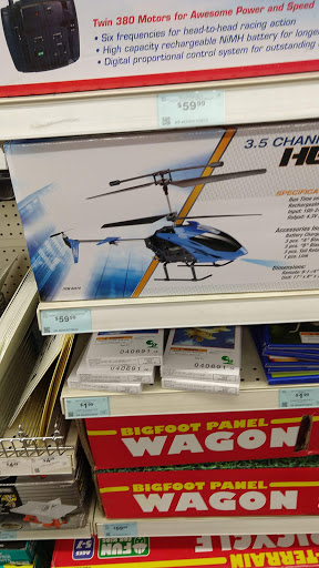 Hardware Store «Harbor Freight Tools», reviews and photos, 1835 S Mooney Blvd, Visalia, CA 93277, USA