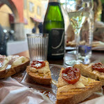 Photo n°2 de l'avis de Monia.i fait le 22/07/2023 à 22:15 sur le  Ugualemadiverso à Reggio Emilia