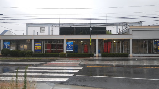 Car Wash «Golden Nozzle Car Wash», reviews and photos, 492 Pleasant St, Northampton, MA 01060, USA