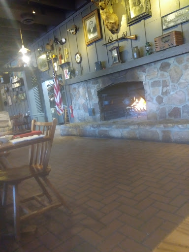 American Restaurant «Cracker Barrel Old Country Store», reviews and photos, 110 Hancock Ln, Mt Holly, NJ 08060, USA