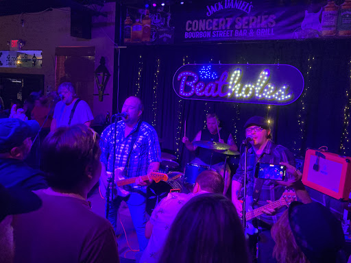 Bar & Grill «Bourbon Street Bar & Grille», reviews and photos, 5307 N Kings Hwy, Myrtle Beach, SC 29577, USA