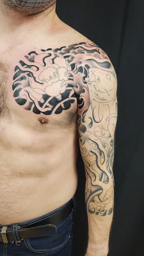 Explore stitch tattoos ideas, creative tattoo ideas in Virginia Beach, available at Studio Evolve
