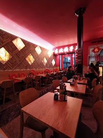 Atmosphère du Restaurant chinois RAVIOLI NORD-EST à Paris - n°17