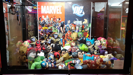 Movie Theater «Edwards Valencia 12 & IMAX», reviews and photos, 24435 Town Center Dr, Santa Clarita, CA 91355, USA