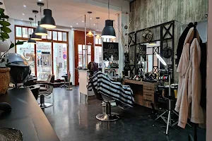 V.I.P. Hairstyle Damenfriseur & Barbershop image