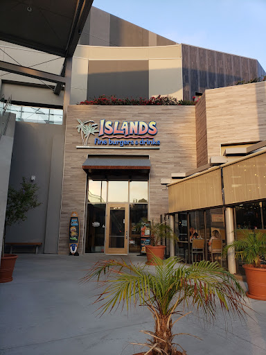 Shopping Mall «The Promenade at Howard Hughes Center», reviews and photos, 6081 Center Dr, Los Angeles, CA 90045, USA