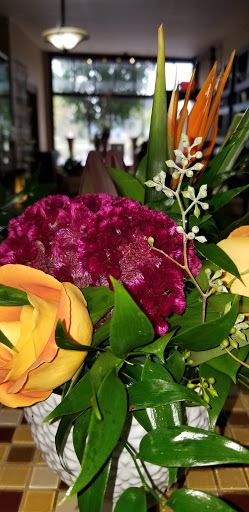 Florist «Battiste LaFleur Galleria», reviews and photos, 825 E Long St, Columbus, OH 43203, USA