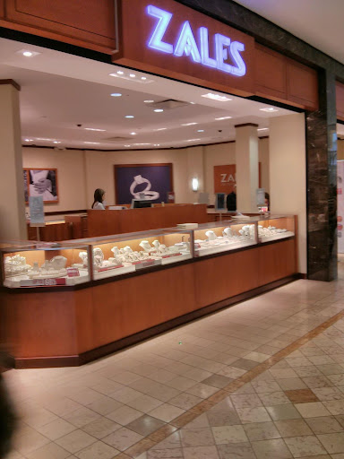Jewelry Store «Zales - The Diamond Store», reviews and photos, 149 Woodbridge Center Dr #149, Woodbridge, NJ 07095, USA