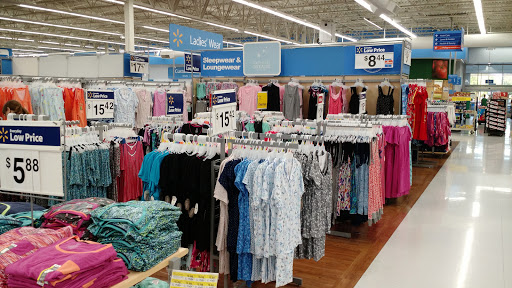 Department Store «Walmart Supercenter», reviews and photos, 4200 SE 82nd Ave, Portland, OR 97266, USA