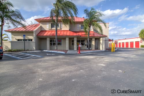 Self-Storage Facility «CubeSmart Self Storage», reviews and photos, 10755 Pembroke Rd, Pembroke Pines, FL 33025, USA