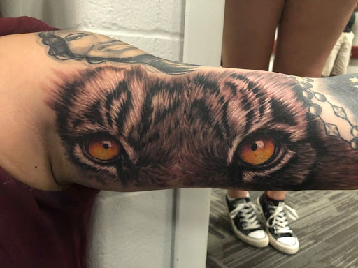 Tattoo Shop «13 Daggers Tattoo Studio», reviews and photos, 2130 Fort Campbell Blvd suite c, Clarksville, TN 37042, USA