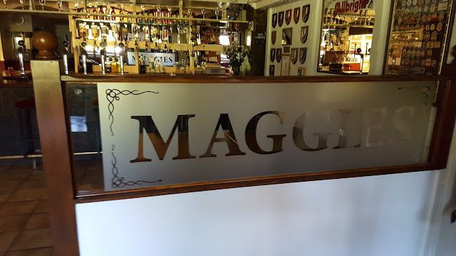 Maggie's - Pub
