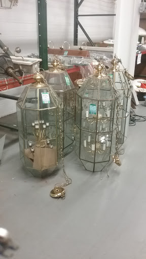 Social Services Organization «Habitat For Humanity of New Castle County Restore», reviews and photos