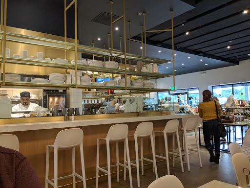 Shopping Mall «The Village», reviews and photos, 6920 Mission Rd, Prairie Village, KS 66208, USA