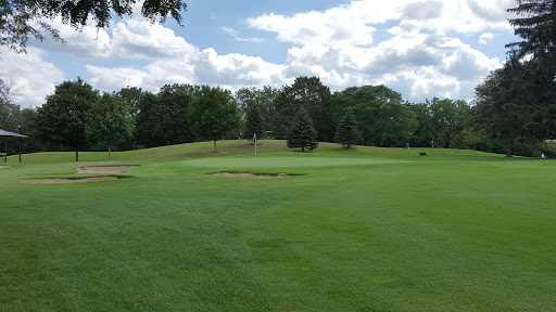 Golf Course «Browns Lake Golf Course», reviews and photos, 932 Browns Lake Dr, Burlington, WI 53105, USA