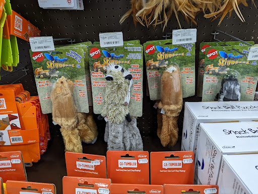 Pet Supply Store «Premier Pet Supply», reviews and photos, 15399 Merriman Rd, Livonia, MI 48154, USA