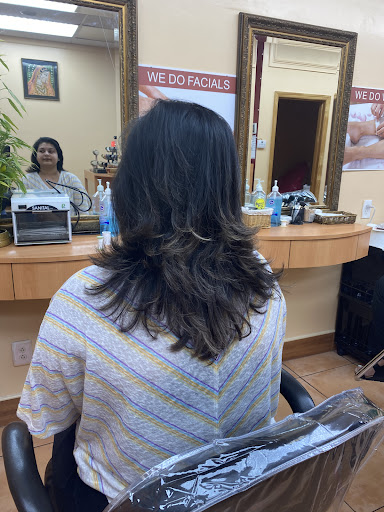 Beauty Salon «Aaina Beauty Salon», reviews and photos, 337 S Broadway, Hicksville, NY 11801, USA