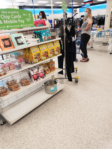 Clothing Store «Ross Dress for Less», reviews and photos, 3312 Princess Anne Rd, Virginia Beach, VA 23456, USA