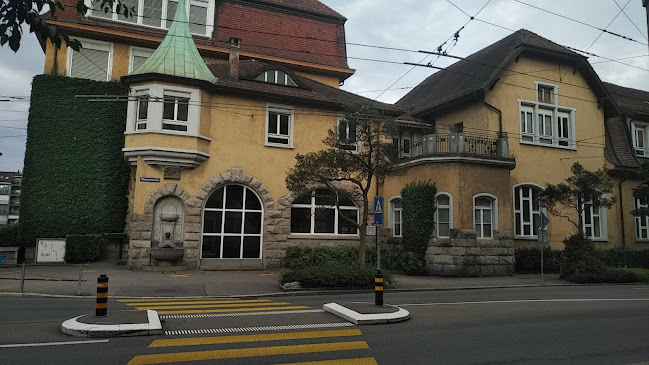 Rezensionen über Schulhaus Moosmatt in Luzern - Schule