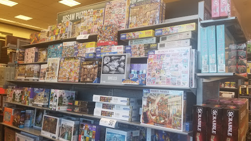 Book Store «Barnes & Noble», reviews and photos, 3055 S Glenstone Ave, Springfield, MO 65804, USA