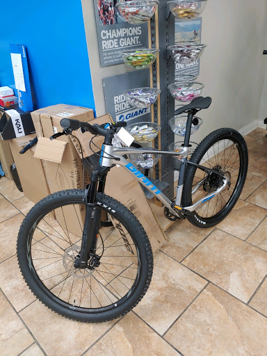 Bicycle Store «Middletown Cycling & Fitness», reviews and photos, 11519 Shelbyville Rd, Louisville, KY 40243, USA