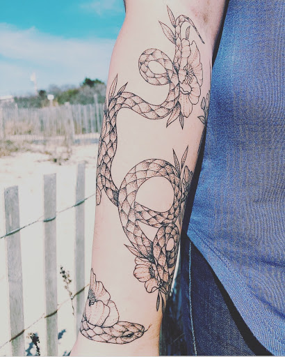 Tattoo Shop «Perigee Moon Body Art», reviews and photos, 301 Broadway, West Cape May, NJ 08204, USA