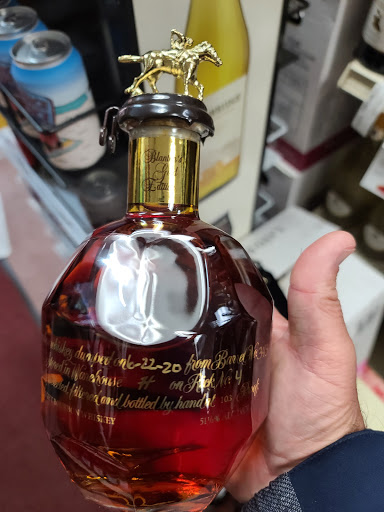 Liquor Store «Five Corners Wine & Spirits», reviews and photos, 192 Windsorville Rd, Ellington, CT 06029, USA