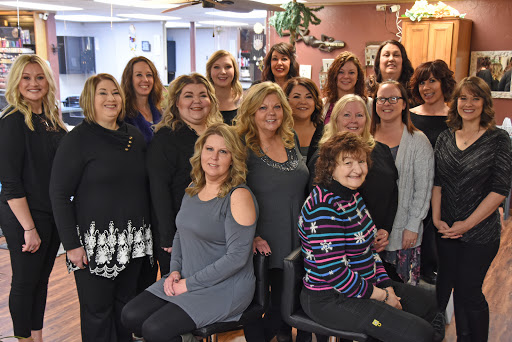 Hair Salon «Island Tropics Hair Design & Spa», reviews and photos, 126 E Division St, Shawano, WI 54166, USA