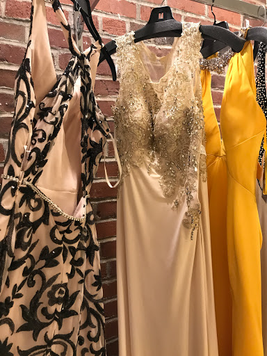 BestBridalPrices.com, 305 Piasa St, Alton, IL 62002, USA, 