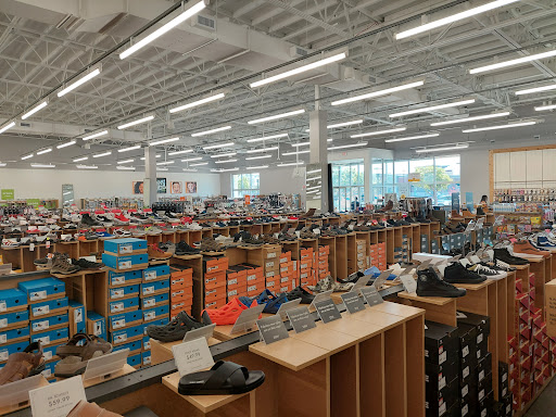 Shoe Store «DSW Designer Shoe Warehouse», reviews and photos, 43598 Christy St, Fremont, CA 94538, USA