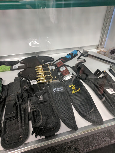 Tobacco Shop «Pitbull Tobacco & More», reviews and photos, 154 S Rosemont Rd, Virginia Beach, VA 23452, USA