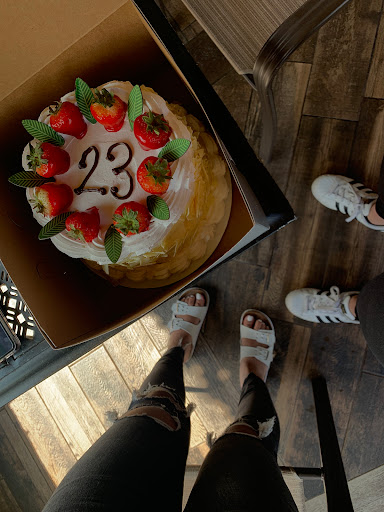 Ice Cream Shop «Dolce Gelato Cafe», reviews and photos, 41870 Garfield Rd, Charter Twp of Clinton, MI 48038, USA