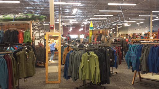 Camping Store «REI», reviews and photos, 1165 Perimeter Center W #200, Atlanta, GA 30338, USA