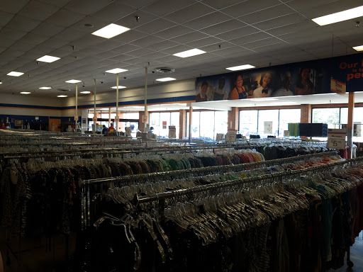 Thrift Store «Goodwill of North Georgia: Cartersville Store, Career Center and Donation Center», reviews and photos, 929 Joe Frank Harris Pkwy SE, Cartersville, GA 30120, USA