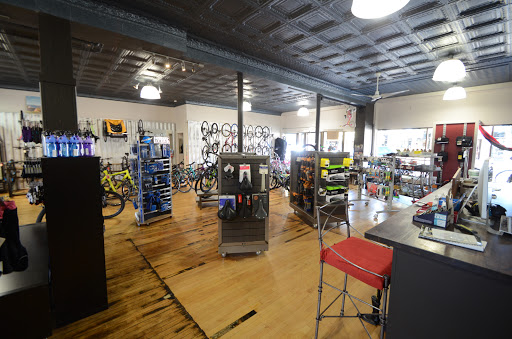 Bicycle Store «The Bike Hub», reviews and photos, 495 N Main St, Glen Ellyn, IL 60137, USA