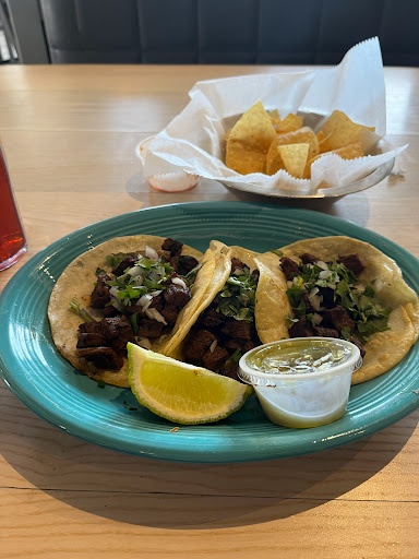 Mexican Restaurant «Caliente Mexican Craving | Baton Rouge, LA», reviews and photos, 1072 W Lee Dr, Baton Rouge, LA 70820, USA