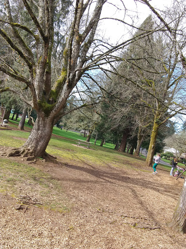 Park «Rivercrest Park», reviews and photos, 131 Park Dr, Oregon City, OR 97045, USA