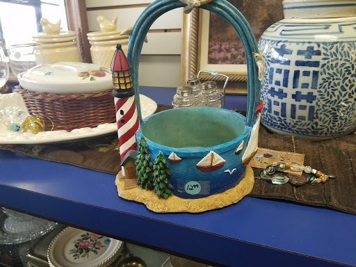 Thrift Store «Fish Thrift Store», reviews and photos, 2887 US-78, Loganville, GA 30052, USA